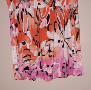 18/20 Layne Bryant floral skirt